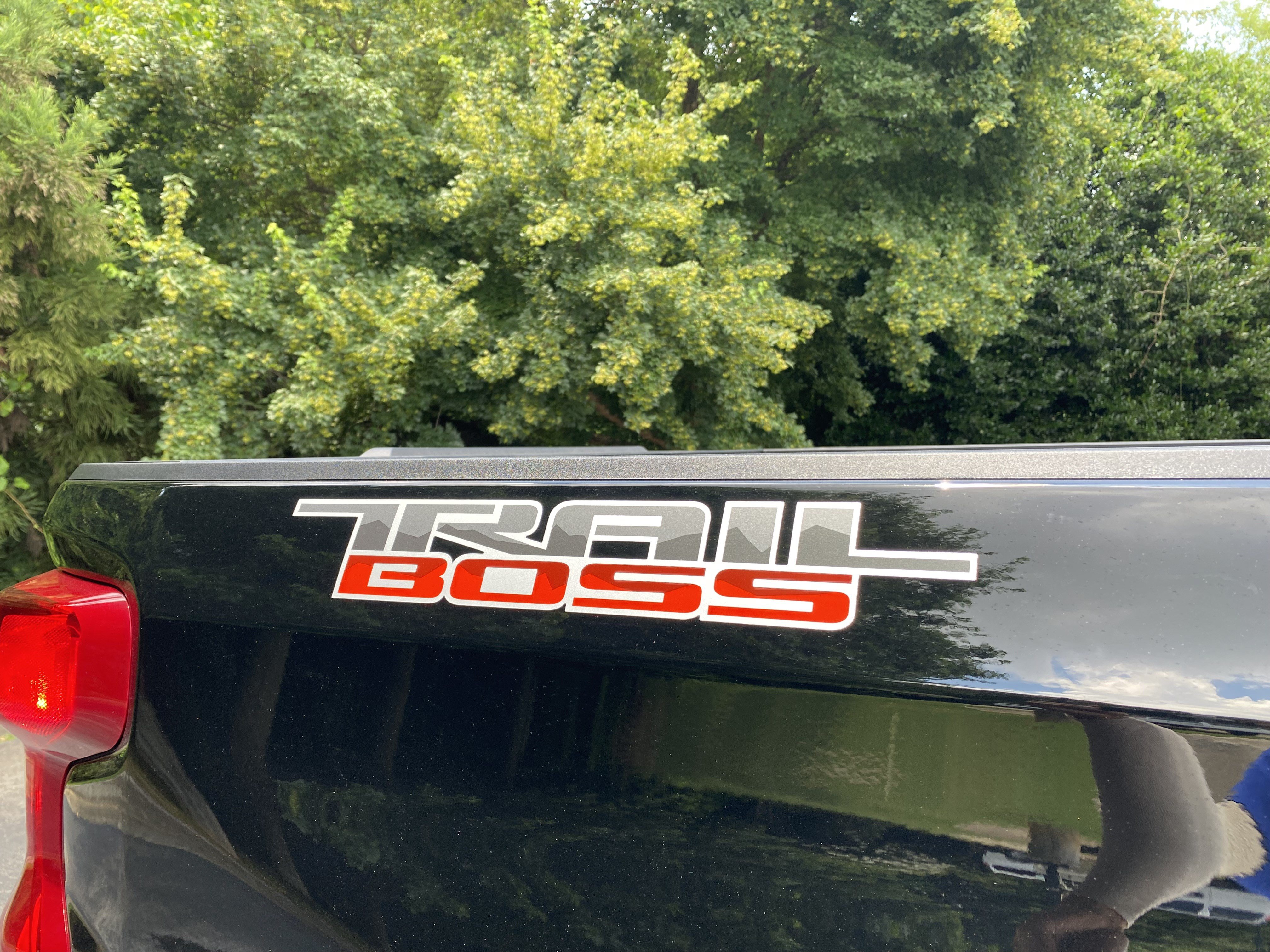 New 2026 Chevrolet Silverado 1500 LT Trail Boss w/ Convenience Package II AWD/4WD image 45
