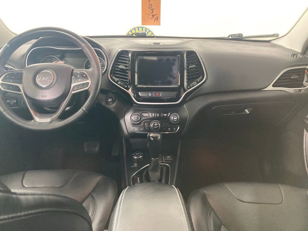 Used 2019 Jeep Cherokee Limited image 6
