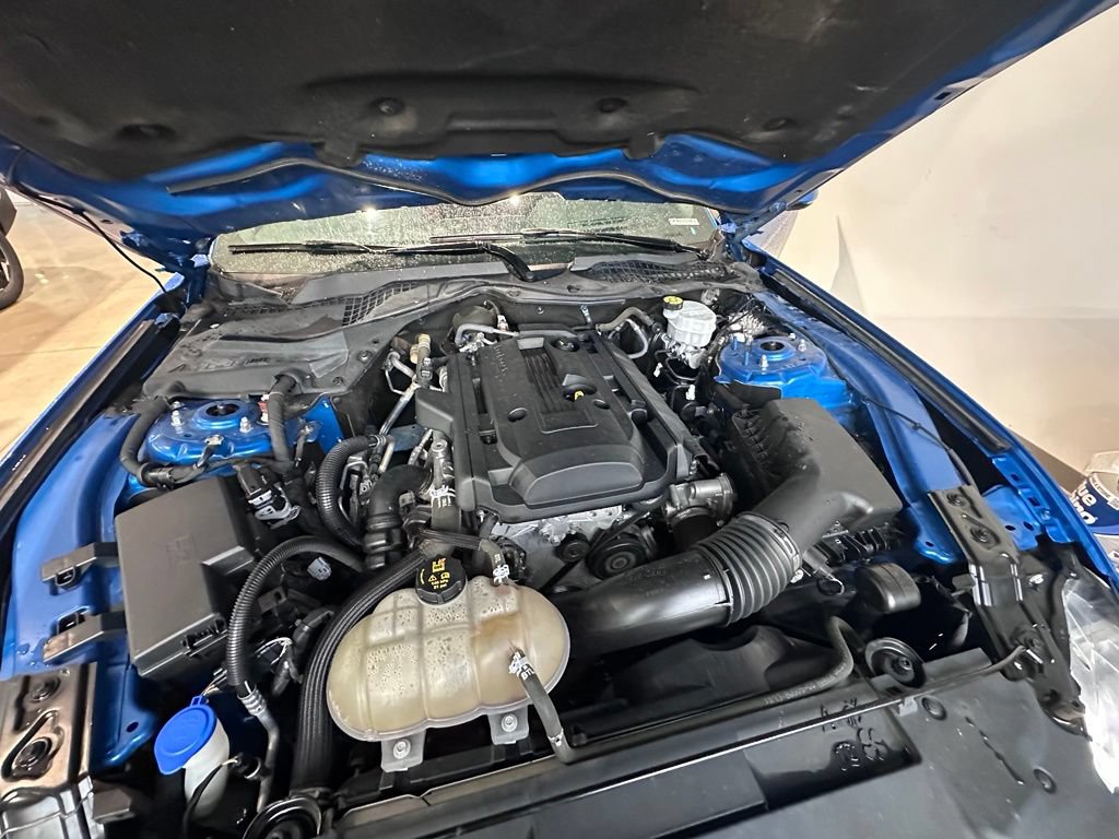 Used 2020 Ford Mustang Premium w/ Equipment Group 201A RWD image 29