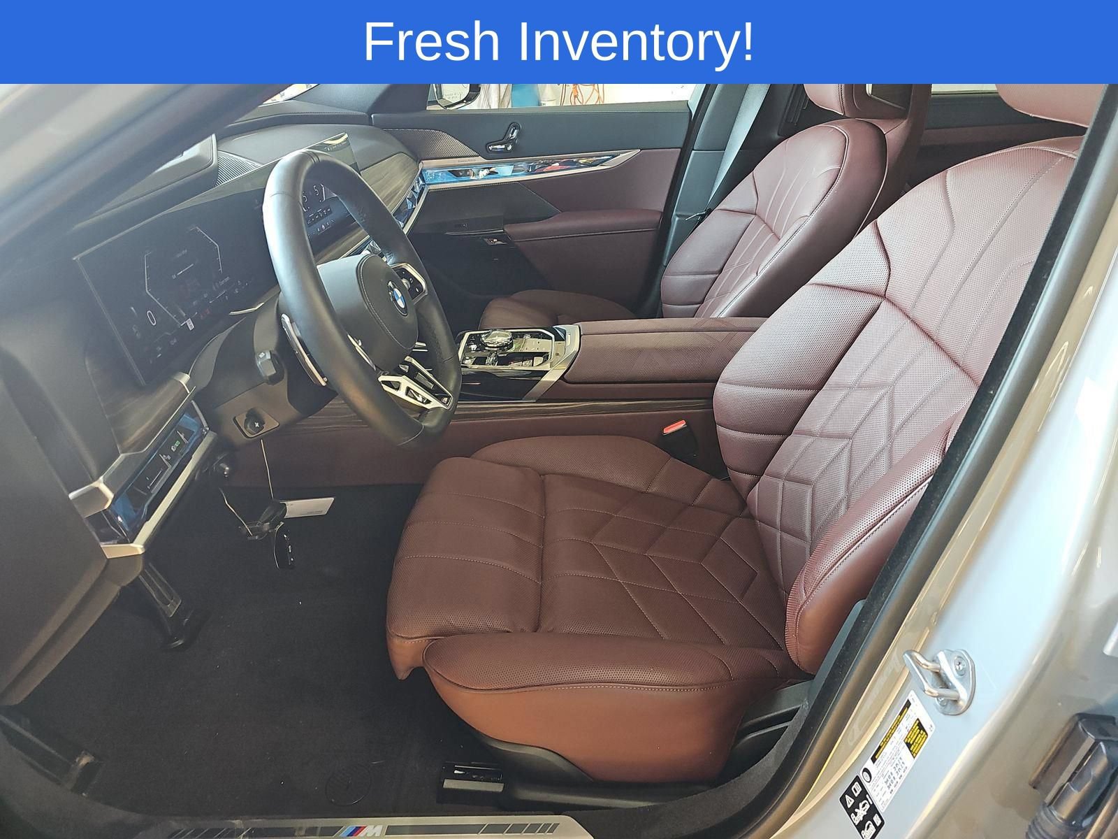 Used 2026 BMW 740i xDrive w/ Premium Package AWD/4WD image 13