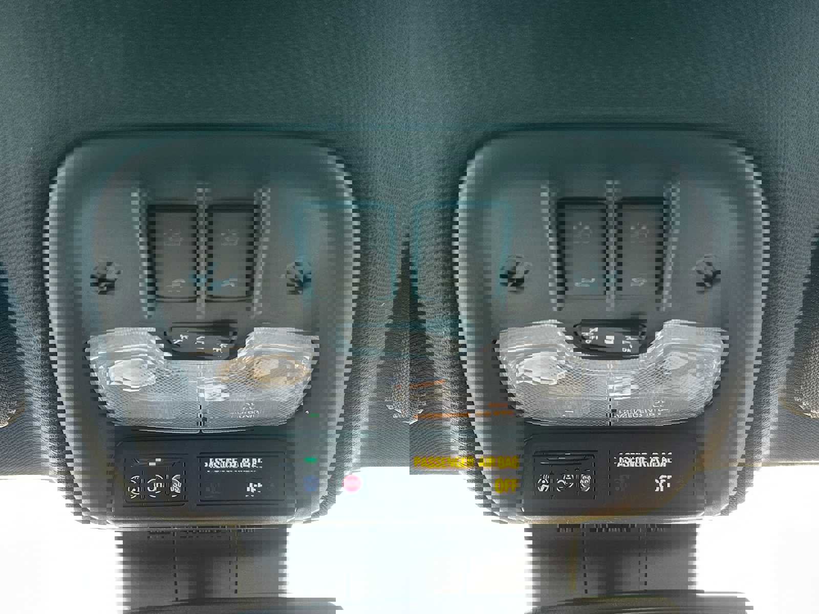 New 2026 GMC Canyon Elevation w/ Convenience Package image 30