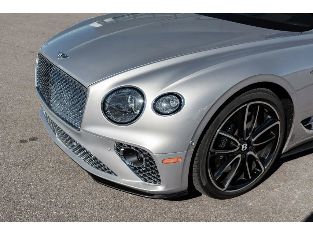 Used 2023 Bentley Continental GT V8 image 20