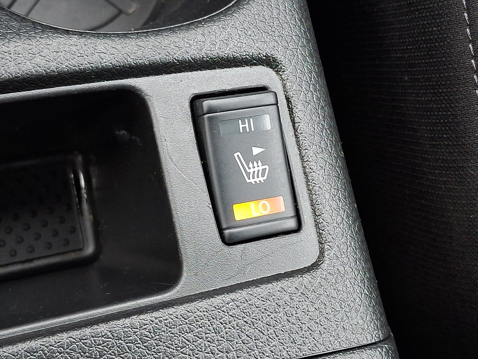 Certified 2022 Nissan Rogue Sport SV AWD/4WD image 23