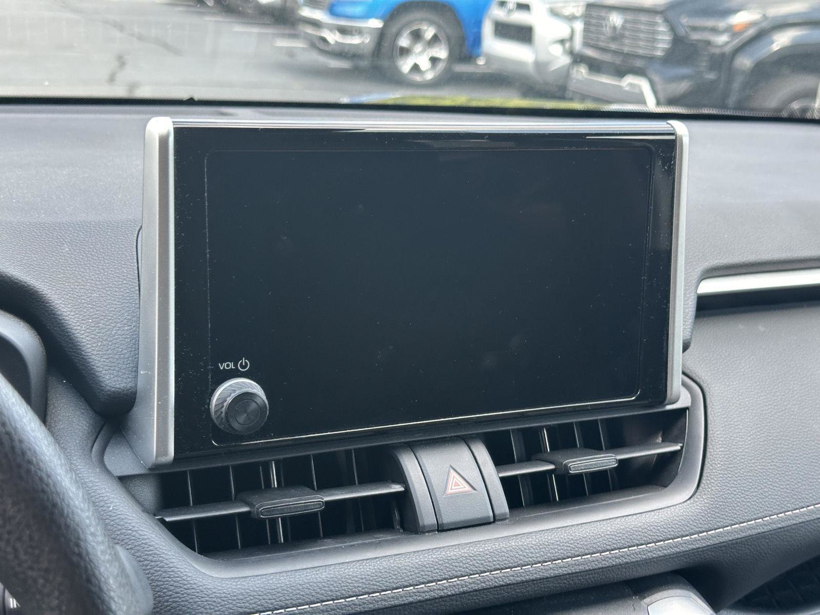 Certified 2025 Toyota RAV4 XLE AWD/4WD image 11