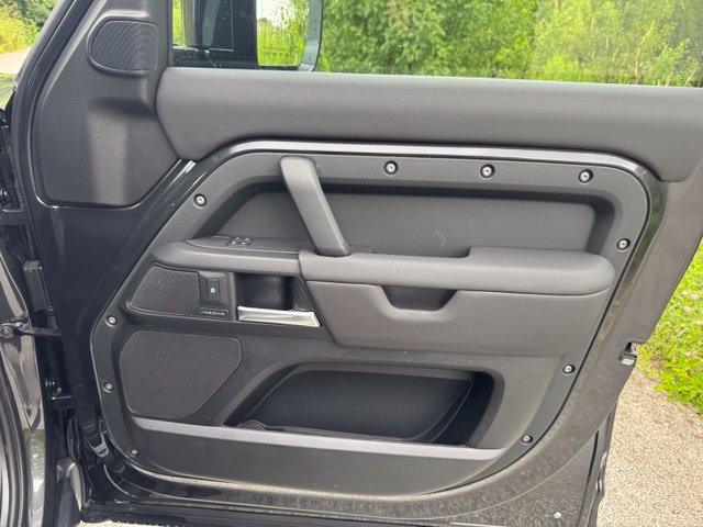 New 2026 Land Rover Defender 110 S AWD/4WD image 18