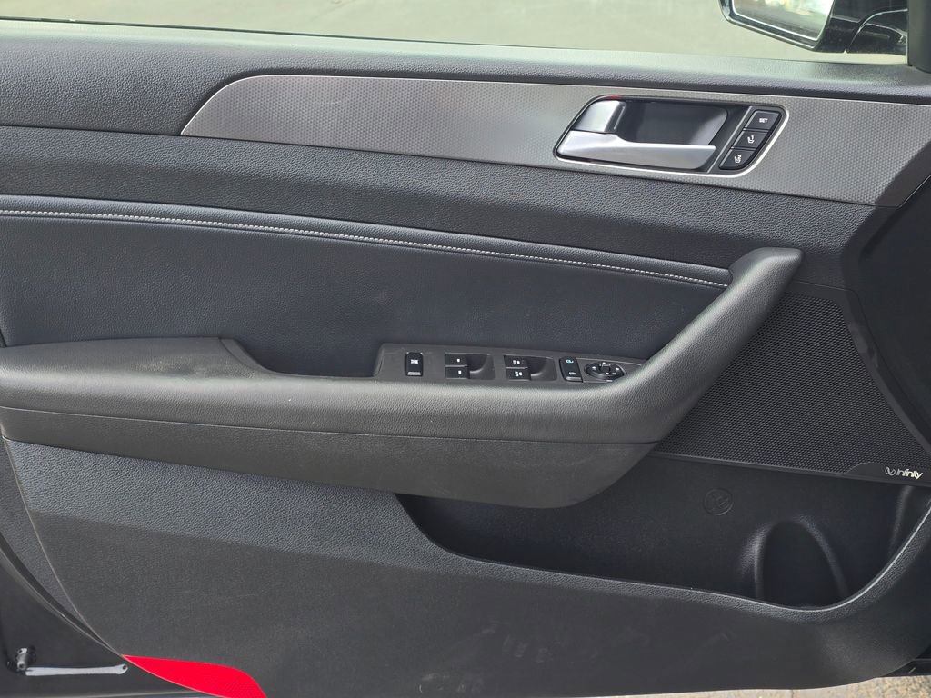 Used 2015 Hyundai Sonata Limited 2.0T image 26