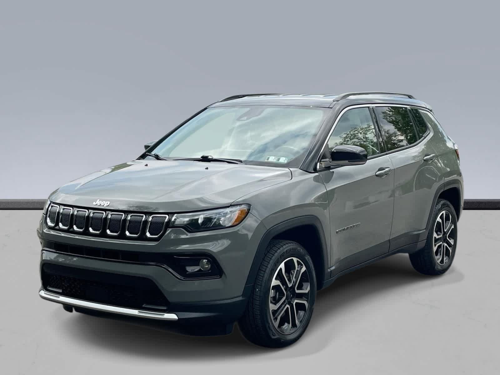 Used 2022 Jeep Compass Limited AWD/4WD image 1