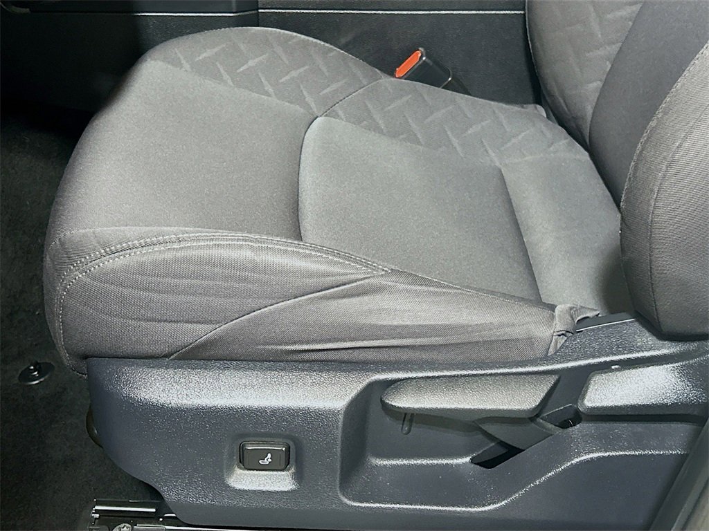 Used 2025 Toyota Tacoma SR image 16