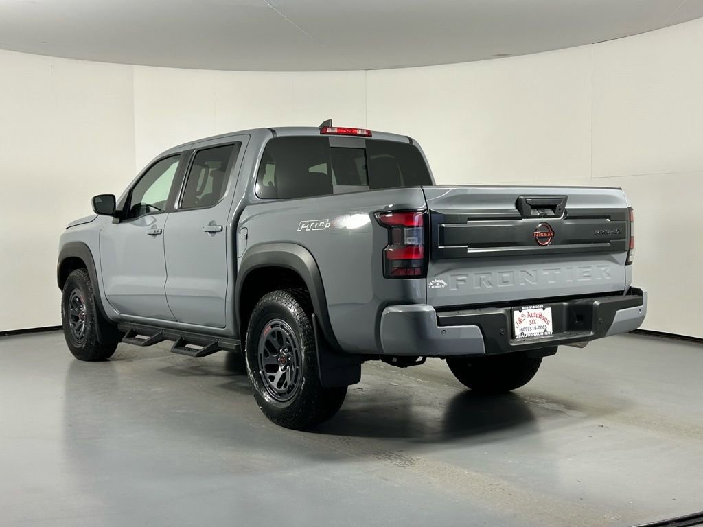 Used 2025 Nissan Frontier PRO-4X image 5