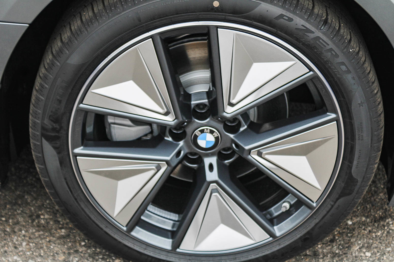 New 2026 BMW i4 eDrive40 w/ Premium Package RWD image 10
