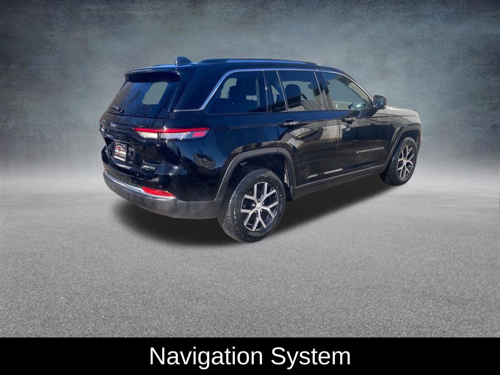 Used 2023 Jeep Grand Cherokee Limited image 6
