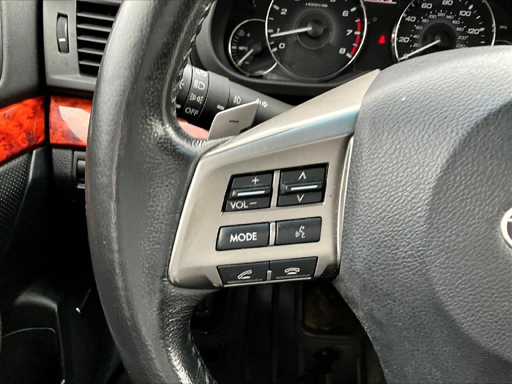 Used 2012 Subaru Outback 2.5i Limited w/ Moonroof Pkg AWD/4WD image 13