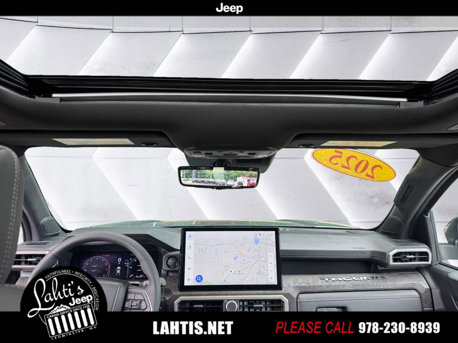 Used 2025 Toyota Tacoma Limited image 18