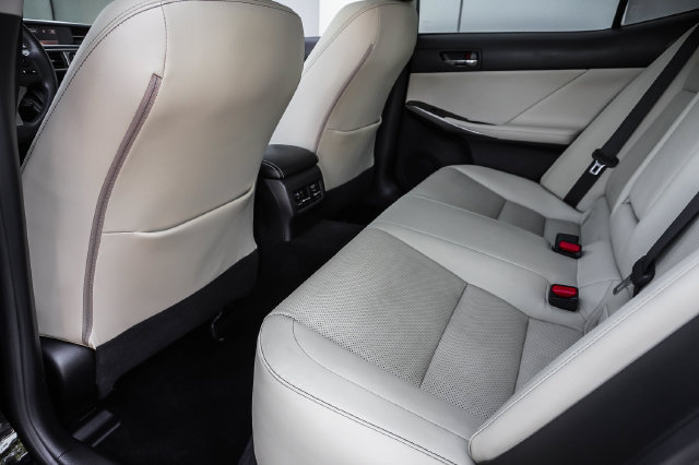 Used 2014 Lexus IS 250 w/ Navigation Package RWD image 20
