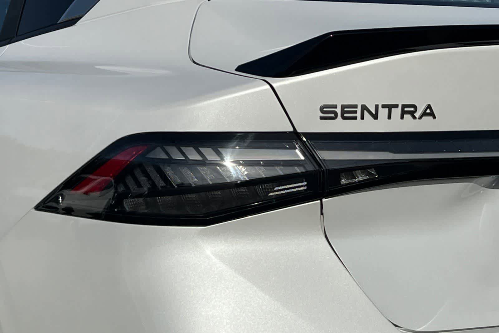 New 2026 Nissan Sentra SR image 33