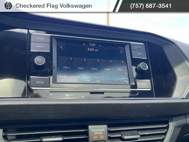 Used 2022 Volkswagen Jetta SE FWD image 36