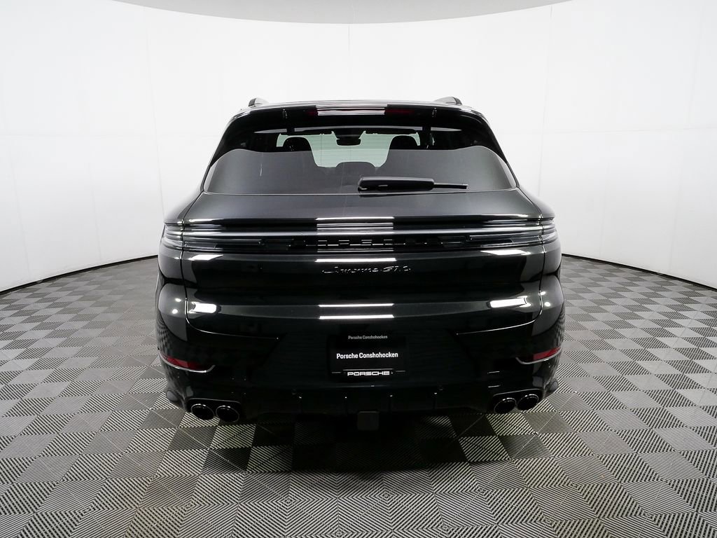 New 2026 Porsche Cayenne GTS image 33