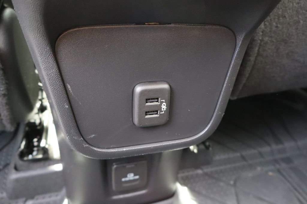 Used 2024 Chevrolet Equinox RS image 23