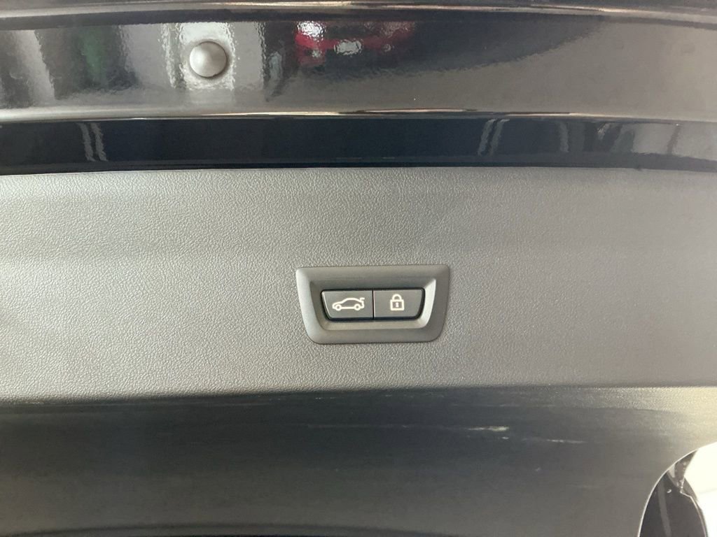 Certified 2021 BMW X4 xDrive30i w/ Convenience Package 3 image 23