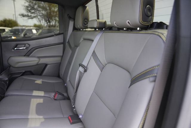 Used 2024 Chevrolet Colorado ZR2 w/ ZR2 Bison Edition AWD/4WD image 13