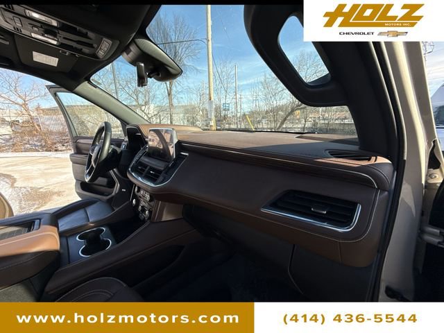 Certified 2023 Chevrolet Suburban High Country w/ Premium Package image 29
