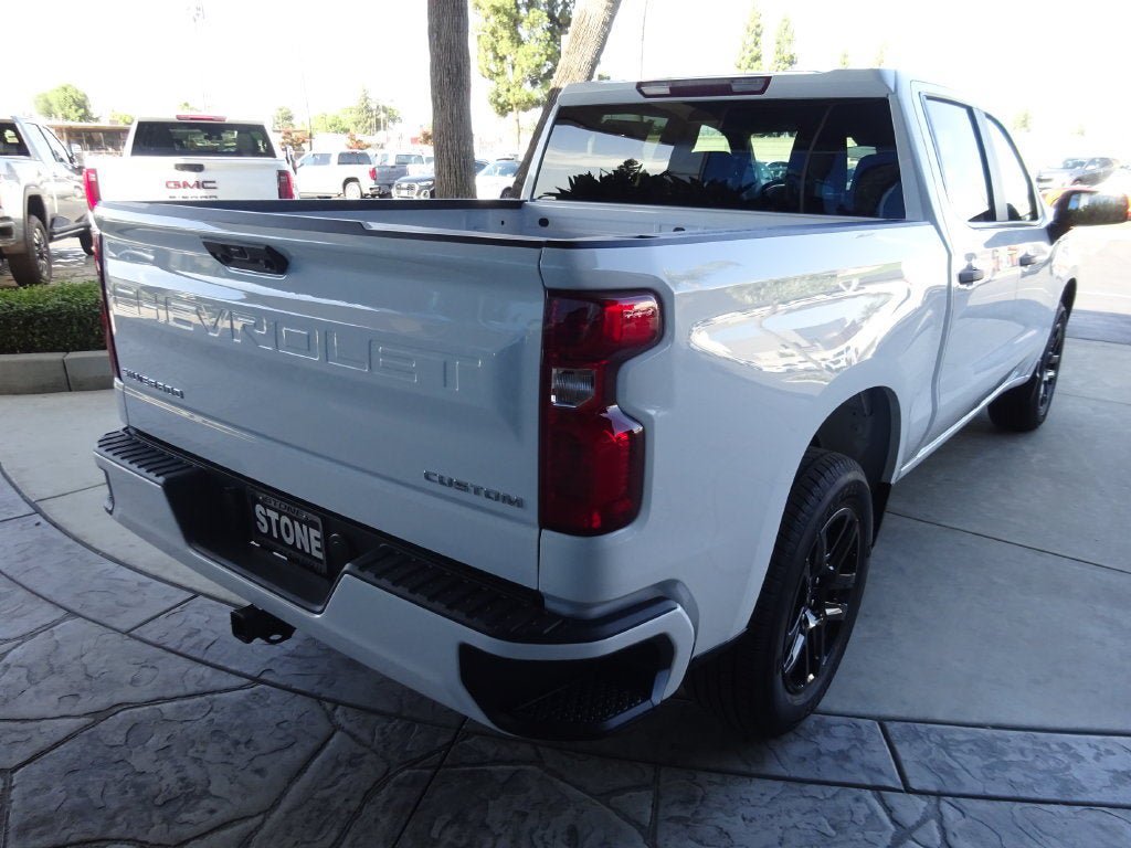 New 2026 Chevrolet Silverado 1500 Custom RWD image 8