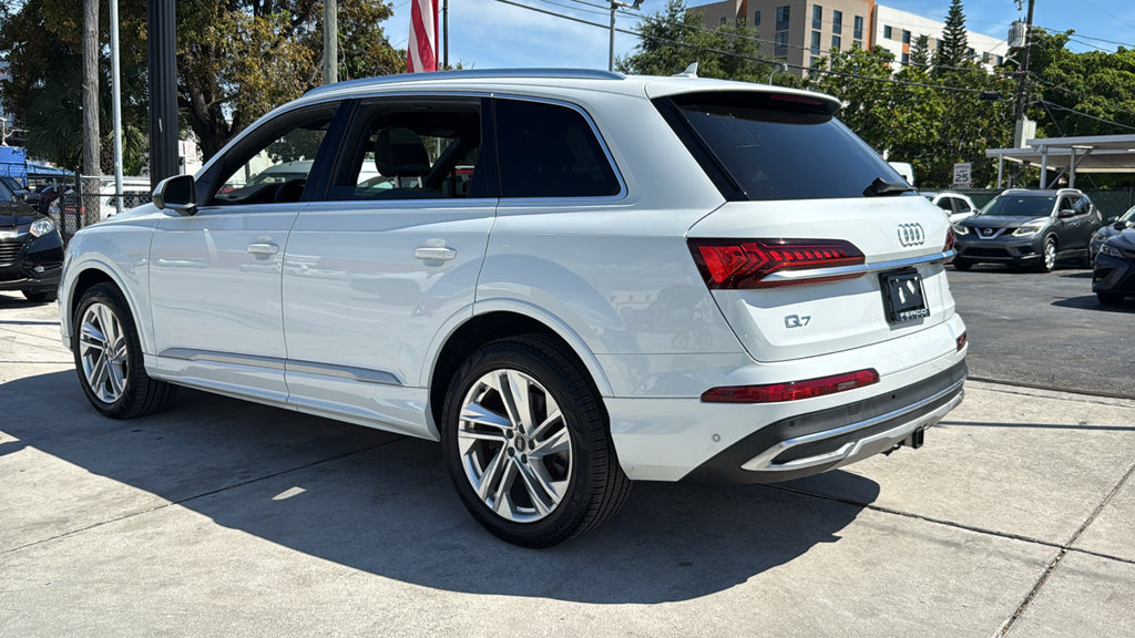 Used 2021 Audi Q7 3.0T Premium Plus AWD/4WD image 13