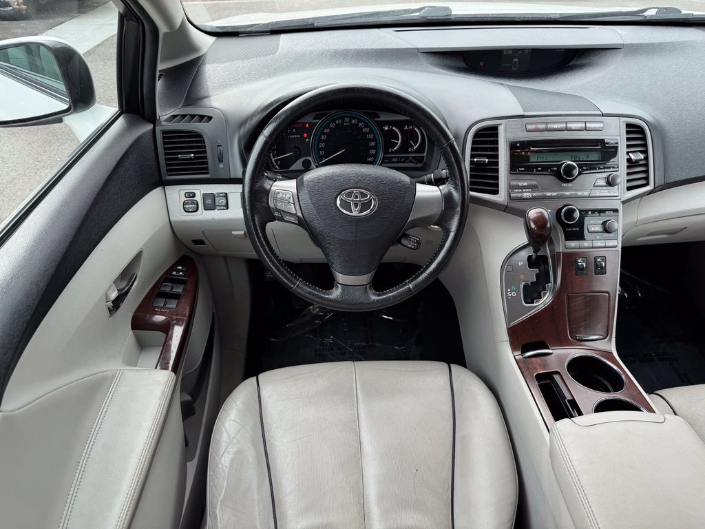 Used 2009 Toyota Venza AWD image 11