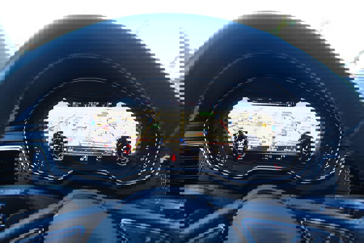 Used 2019 Audi A4 2.0T Premium Plus w/ Premium Plus Package image 30