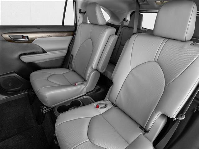 New 2026 Toyota Highlander Limited AWD/4WD image 9