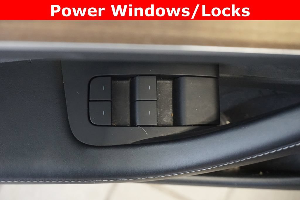 Used 2022 Tesla Model 3 Long Range AWD/4WD image 4