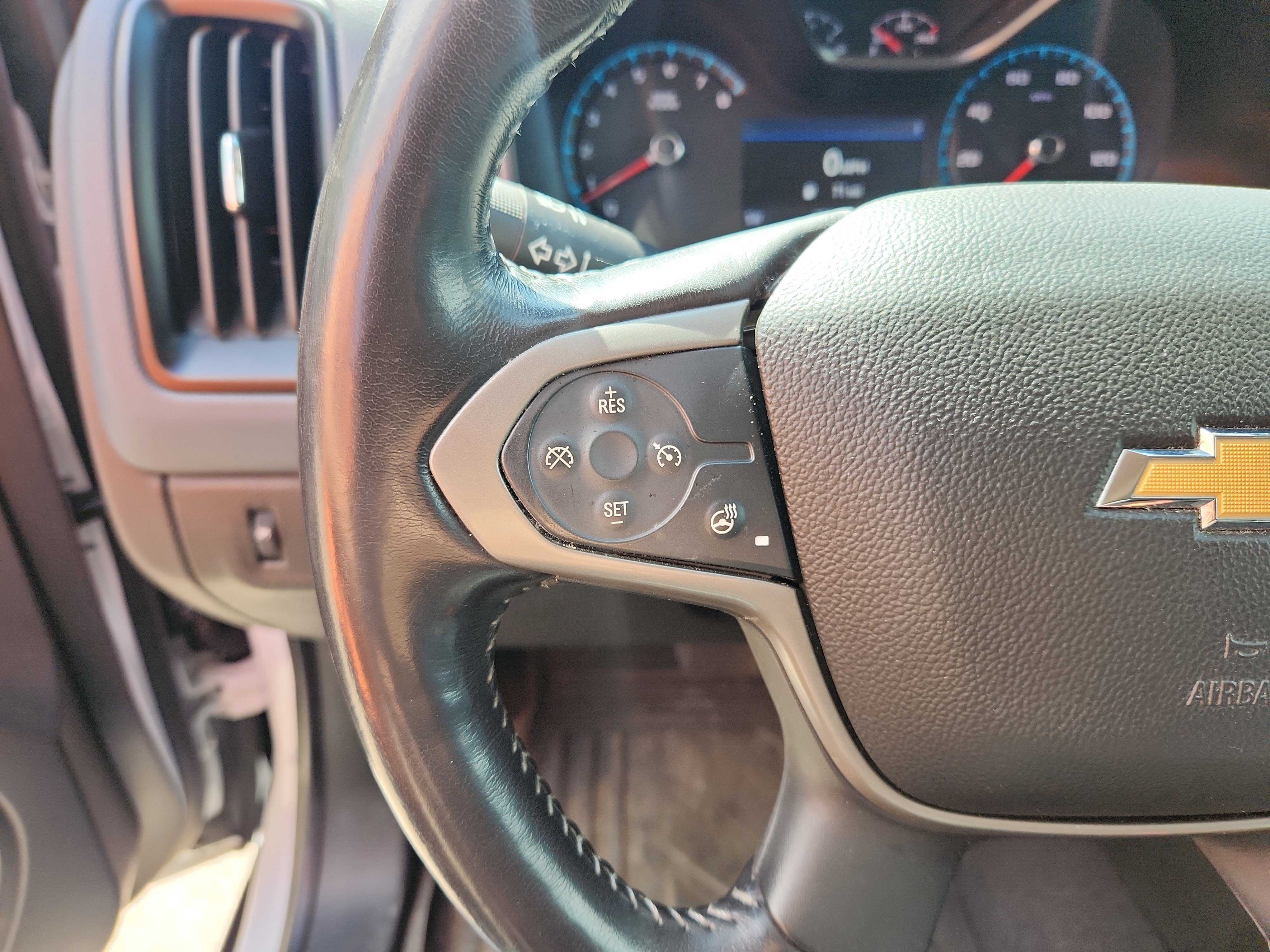 Used 2022 Chevrolet Colorado Z71 image 28