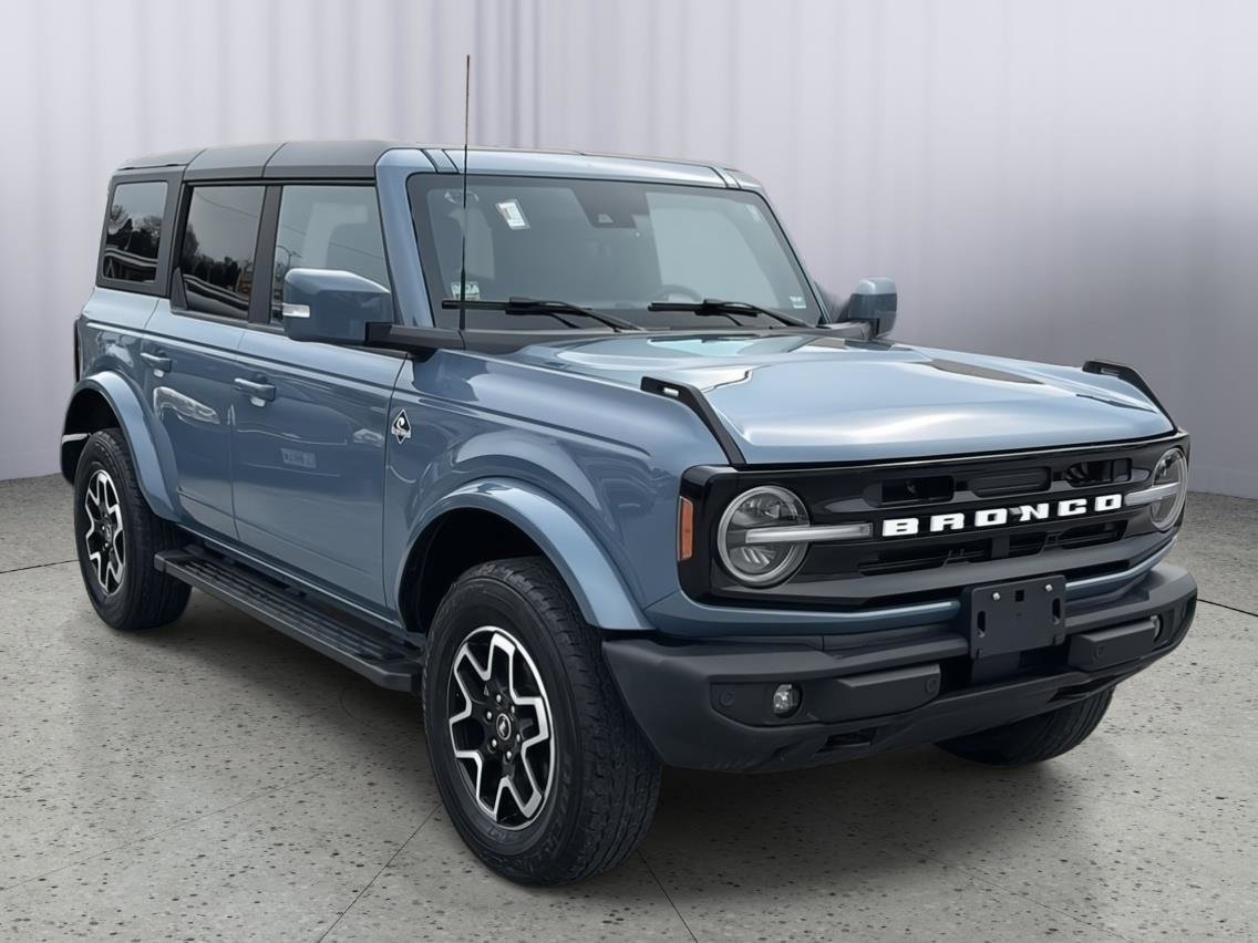 Used 2023 Ford Bronco Outer Banks image 7