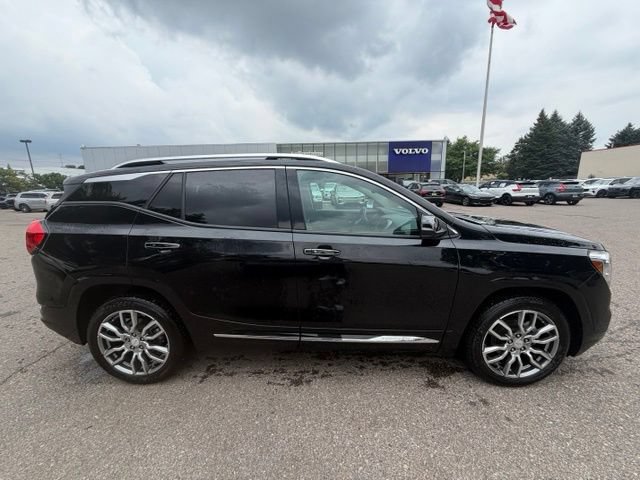Used 2022 GMC Terrain Denali w/ LPO, Floor Liner Package AWD/4WD image 5