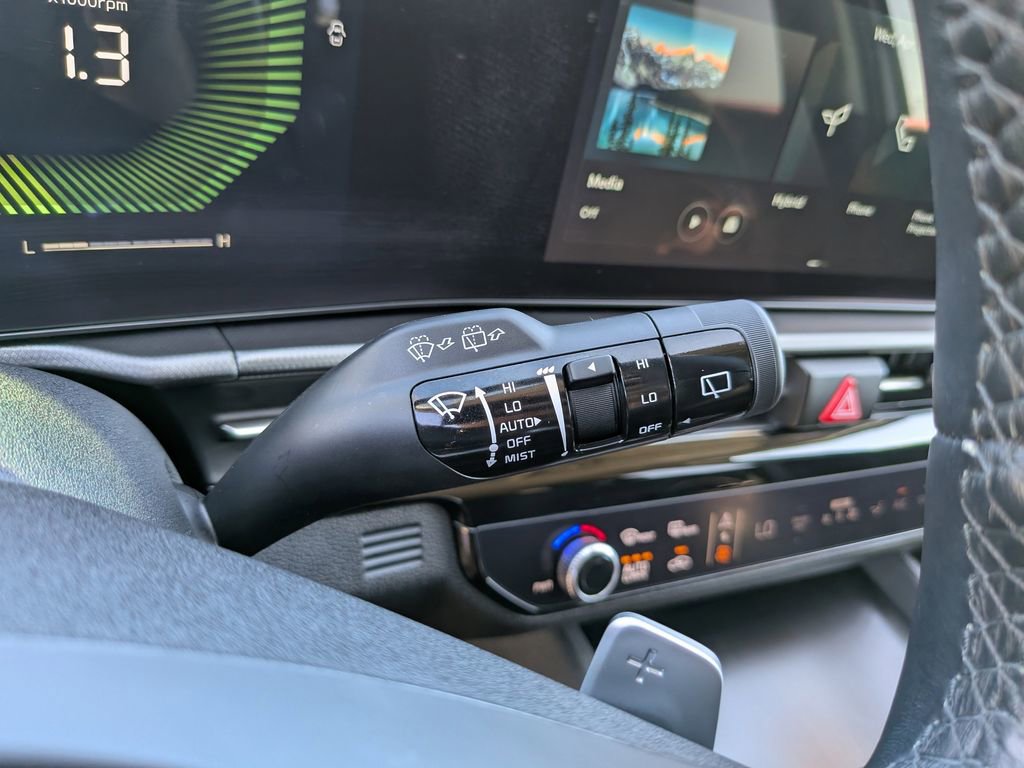 Certified 2026 Kia Sportage LX FWD image 32