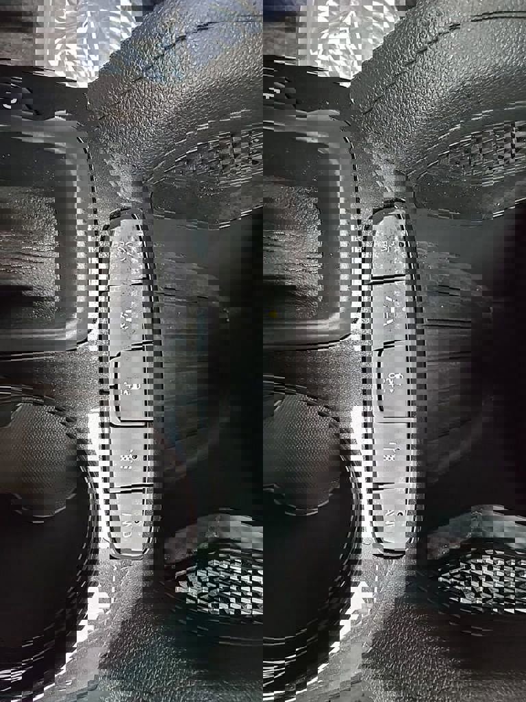 Used 2023 Chevrolet TrailBlazer LT w/ Convenience Package image 22