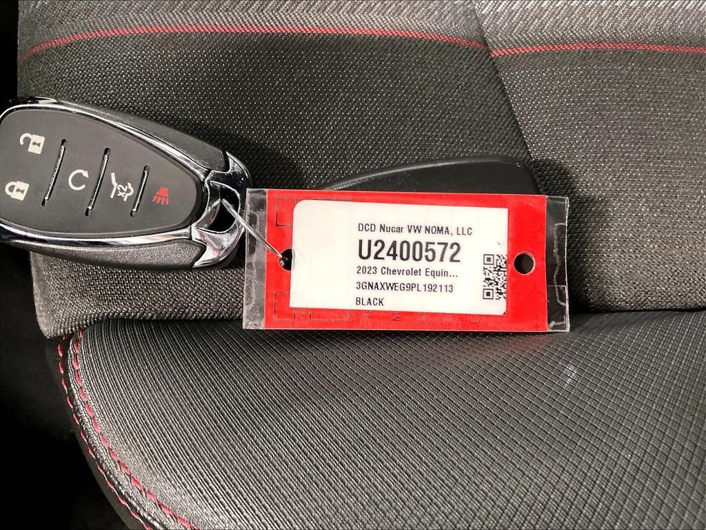Used 2023 Chevrolet Equinox RS AWD/4WD image 31
