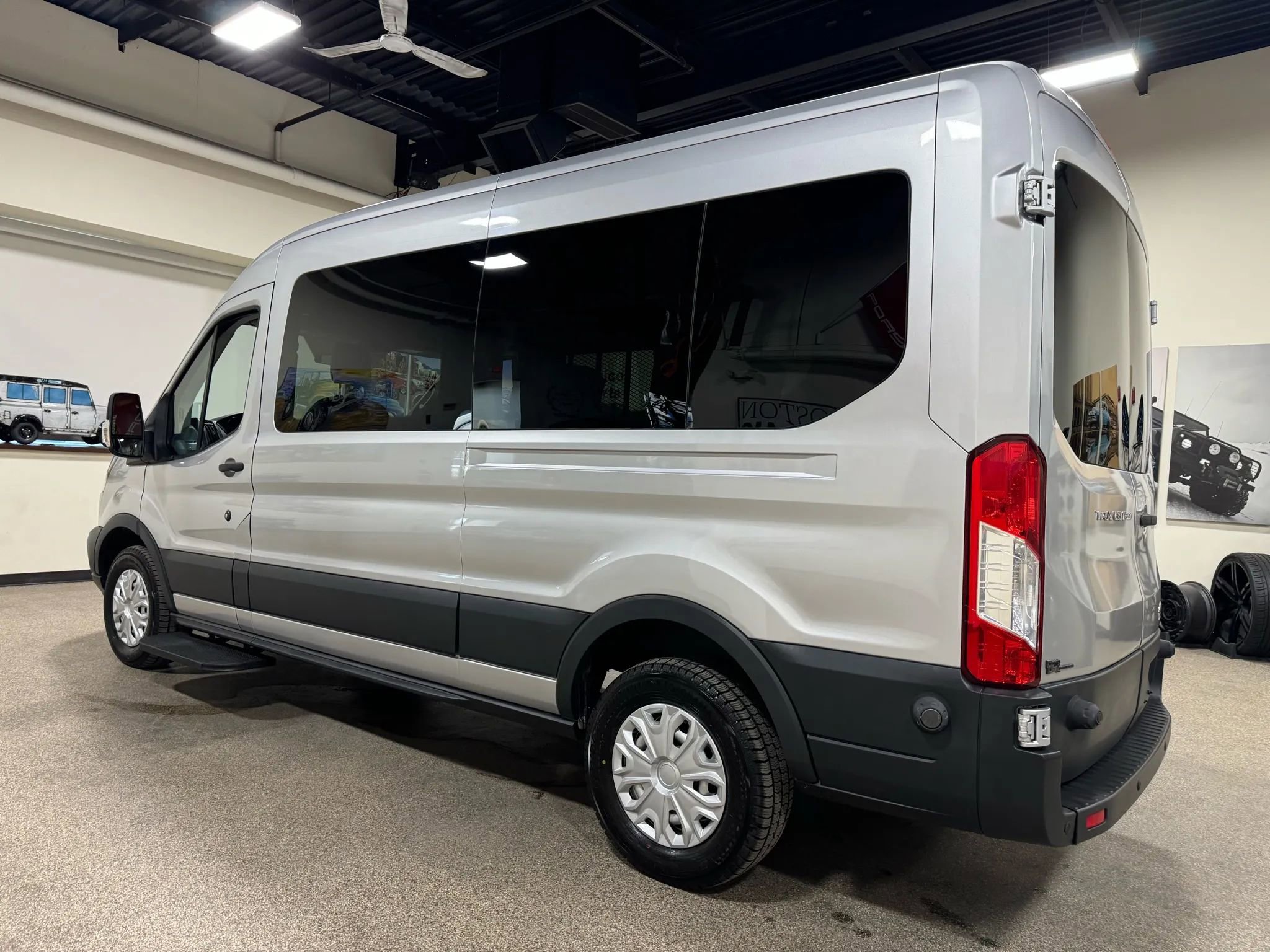 Used 2015 Ford Transit 350 148 Medium Roof RWD image 19