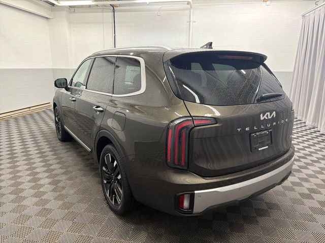 Certified 2024 Kia Telluride SX Prestige AWD/4WD image 17