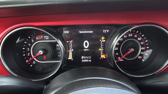 Used 2022 Jeep Wrangler Unlimited Rubicon w/ Xtreme Recon 35" Tire Package AWD/4WD image 27