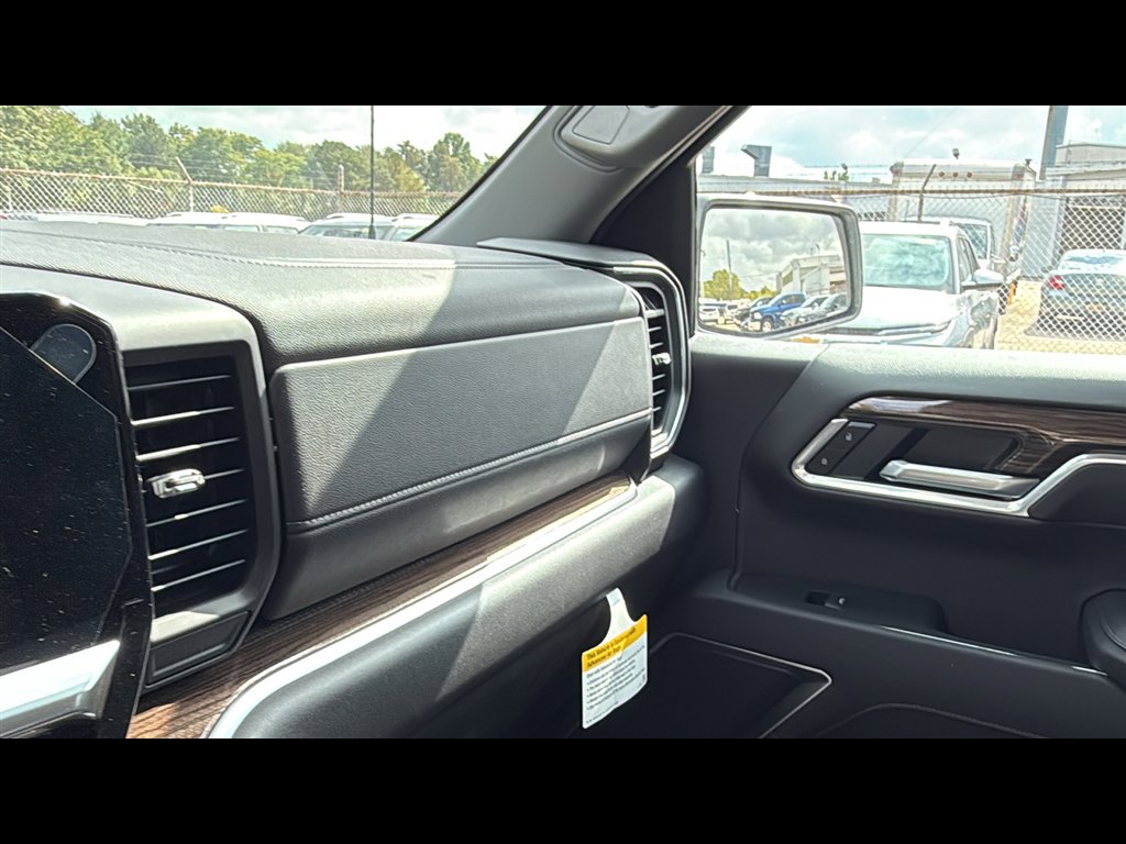 New 2026 Chevrolet Silverado 1500 LT image 16