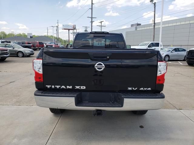 Used 2018 Nissan Titan SV AWD/4WD image 5