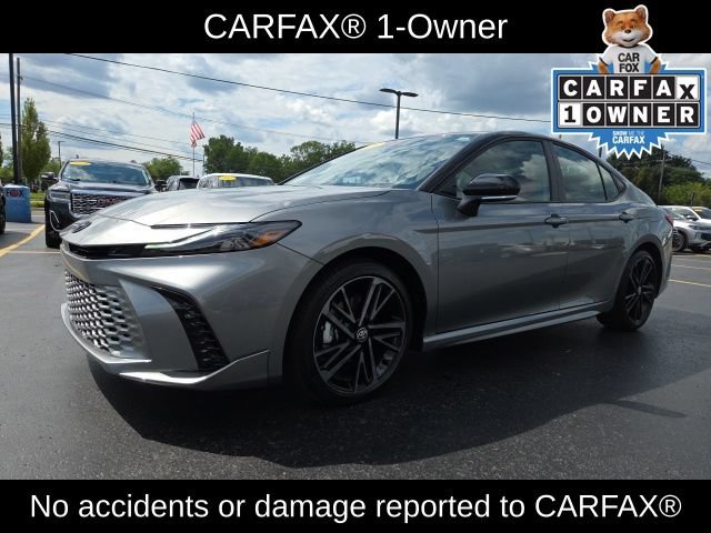 Used 2026 Toyota Camry XSE AWD/4WD image 3