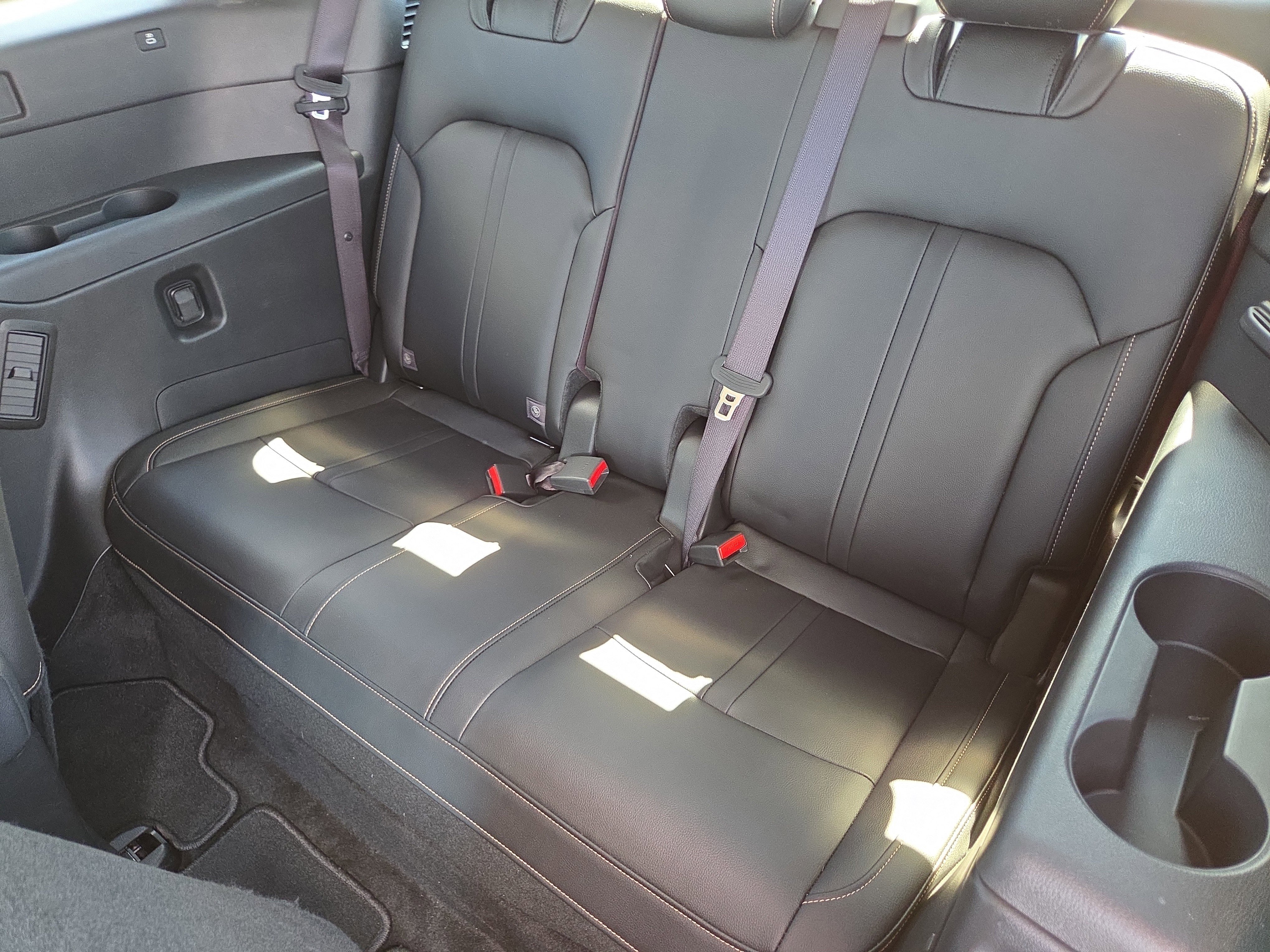 Used 2024 MAZDA CX-90 Plug-In Hybrid w/ Premium Pkg image 18