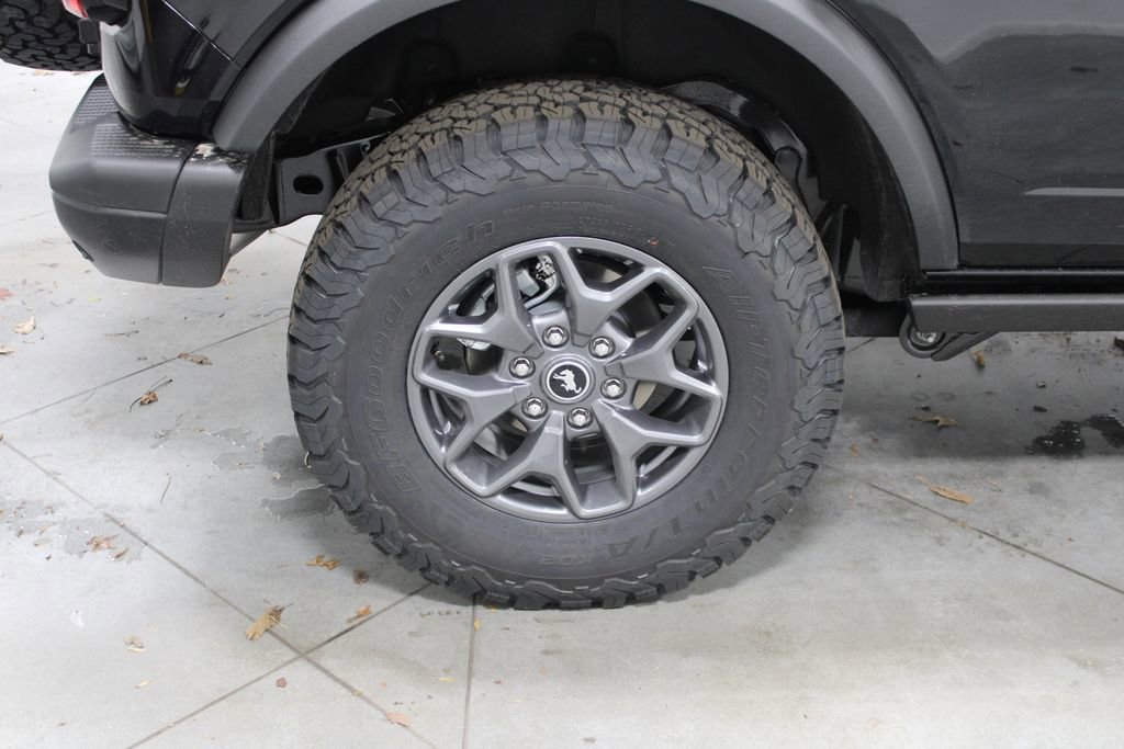 New 2025 Ford Bronco Badlands image 13