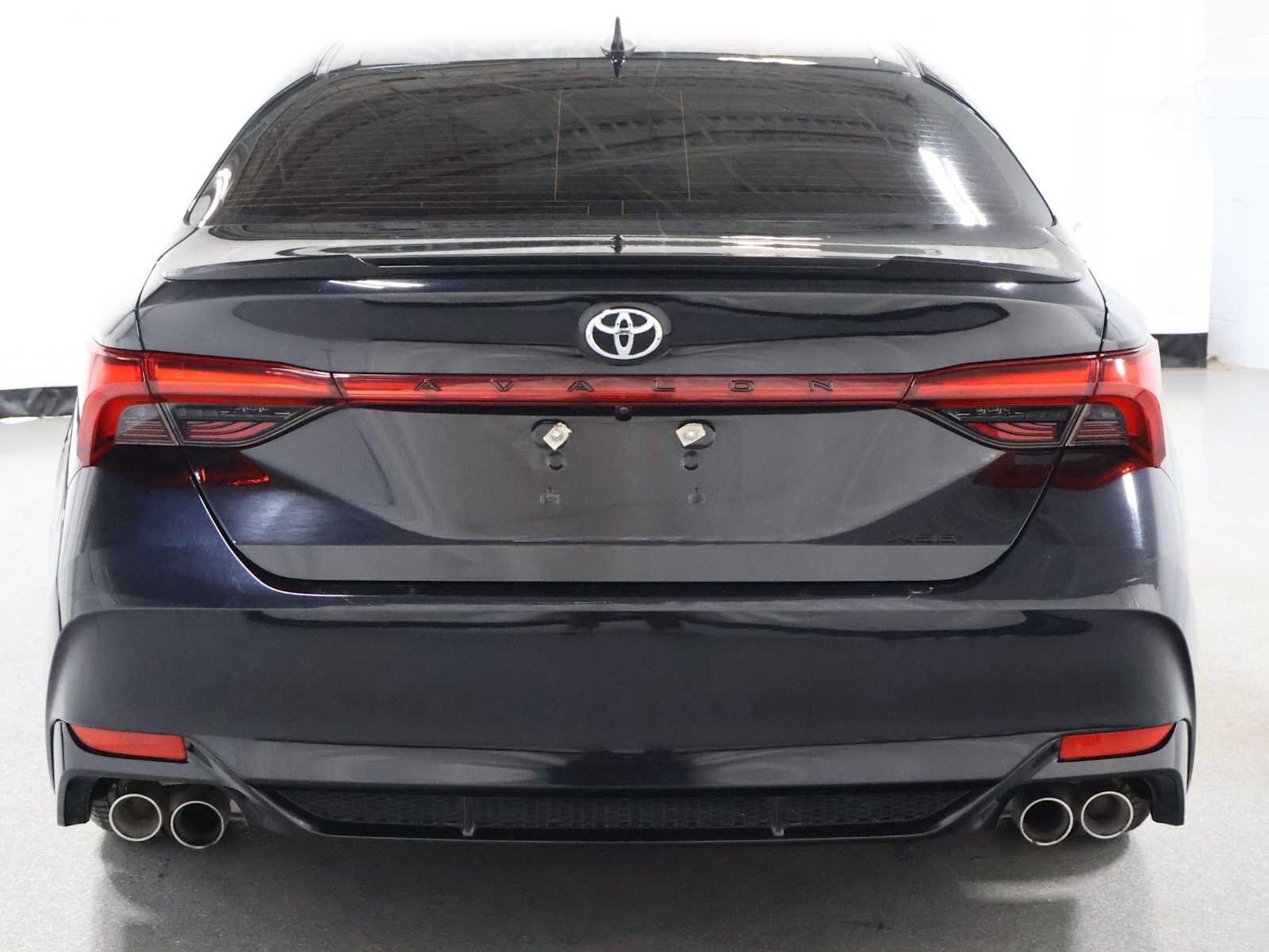 Used 2019 Toyota Avalon XSE w/ Protection Package FWD image 7