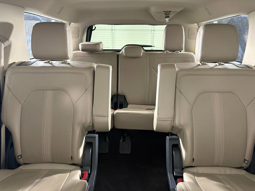 Used 2023 Ford Expedition Max Limited image 44