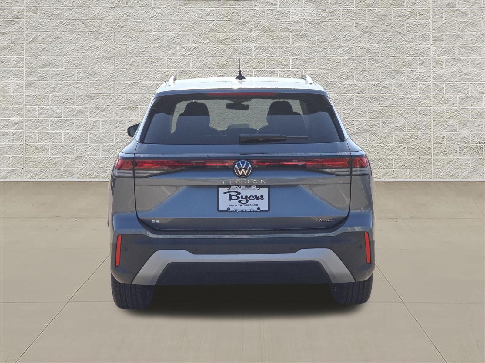 New 2026 Volkswagen Tiguan SE AWD/4WD image 6