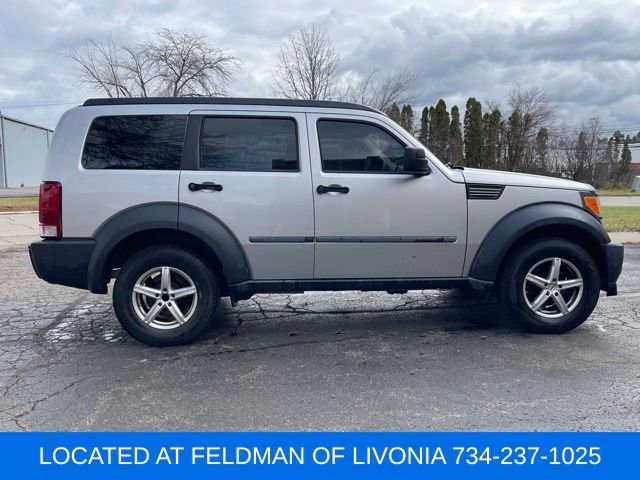 Used 2008 Dodge Nitro SXT image 6