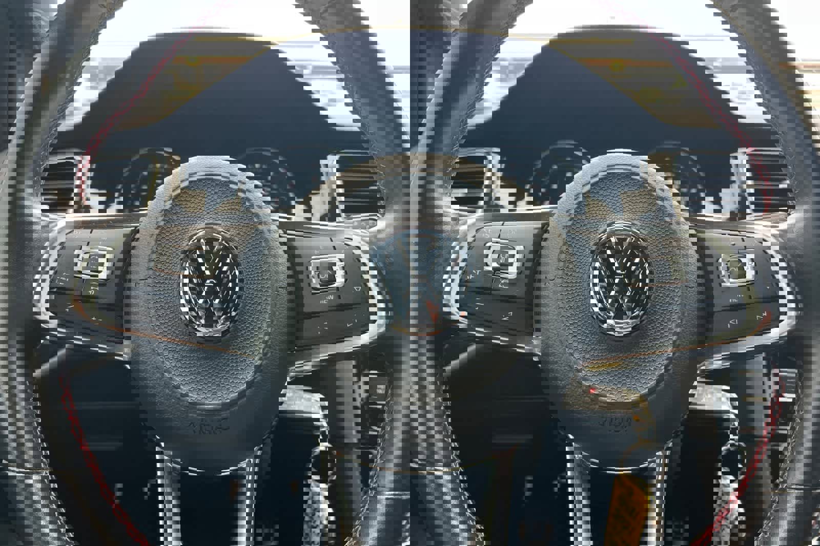 Used 2021 Volkswagen GTI S image 25